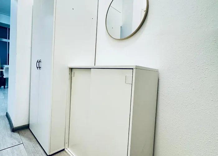 Apartment With Kitchen, 7 Minutes From Ottakring *