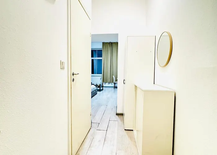 With Kitchen, 7 Minutes From Ottakring *