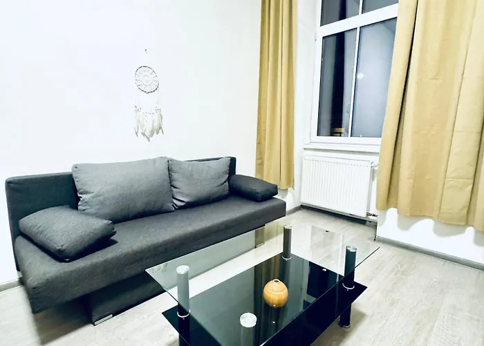 With Kitchen, 7 Minutes From Ottakring Apartment *