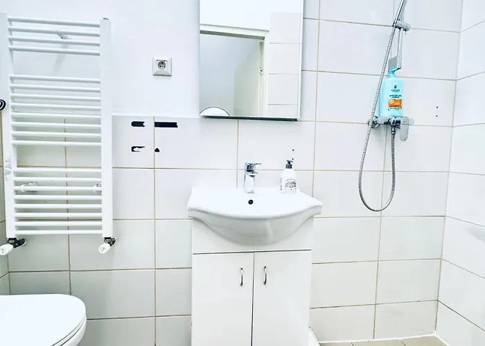 With Kitchen, 7 Minutes From Ottakring Apartment Vienna