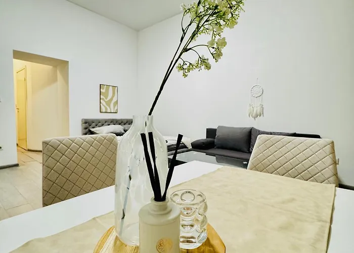 With Kitchen, 7 Minutes From Ottakring Apartment