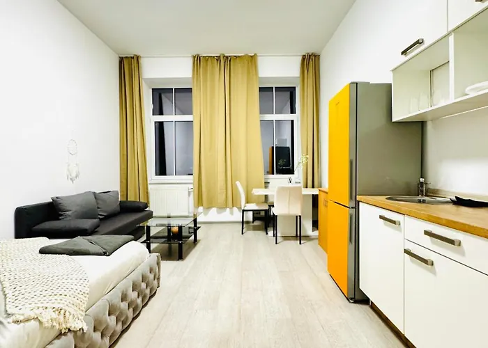 With Kitchen, 7 Minutes From Ottakring